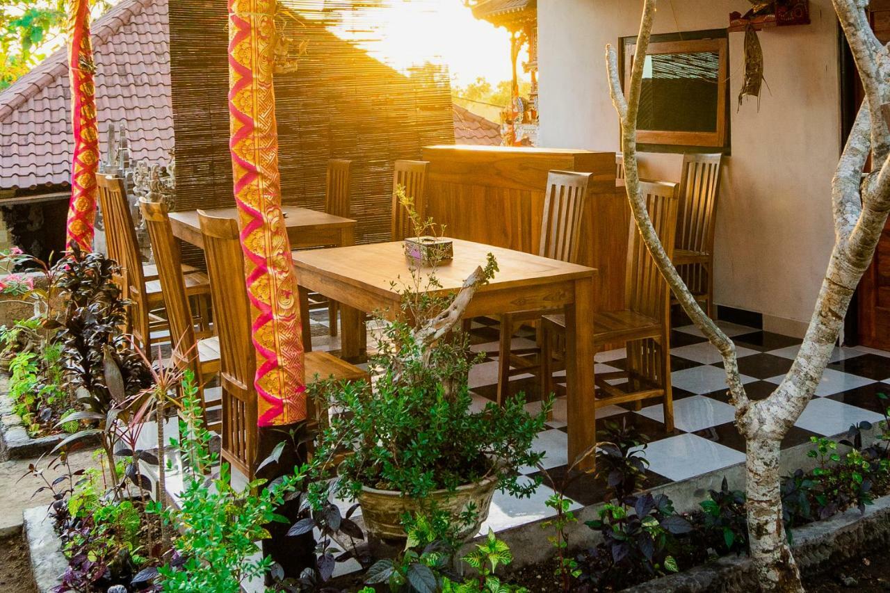 Kamasanti Hostel Toyapakeh Bagian luar foto
